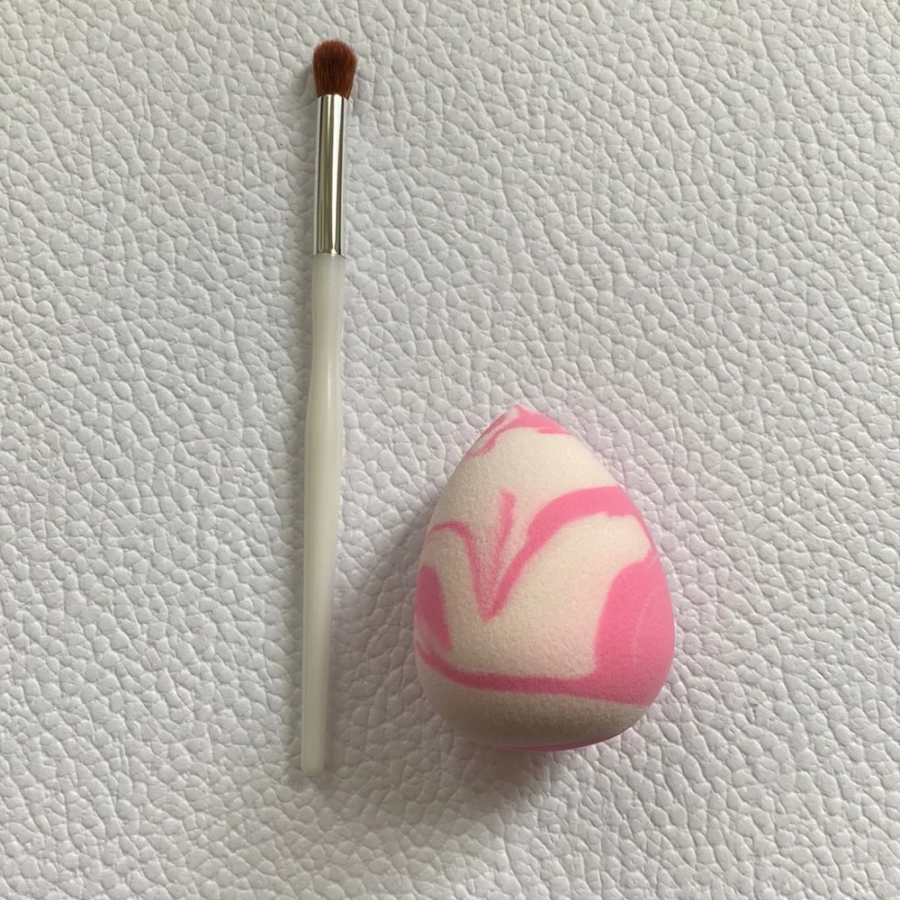 ❗️6/$25❗️Ulta Beauty Sponge & Makeup Brush